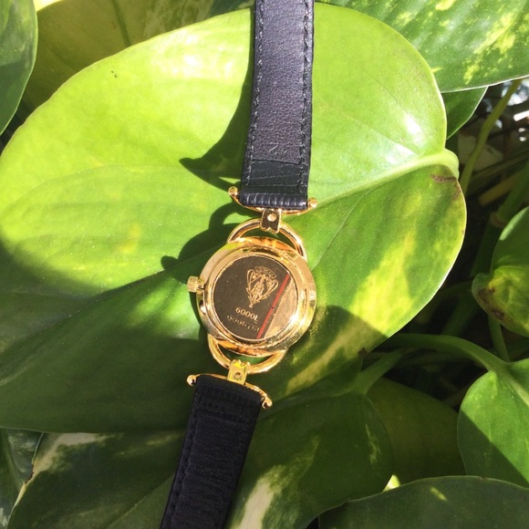 Gucci 6000L Women’s Watch - Picture 6 of 7